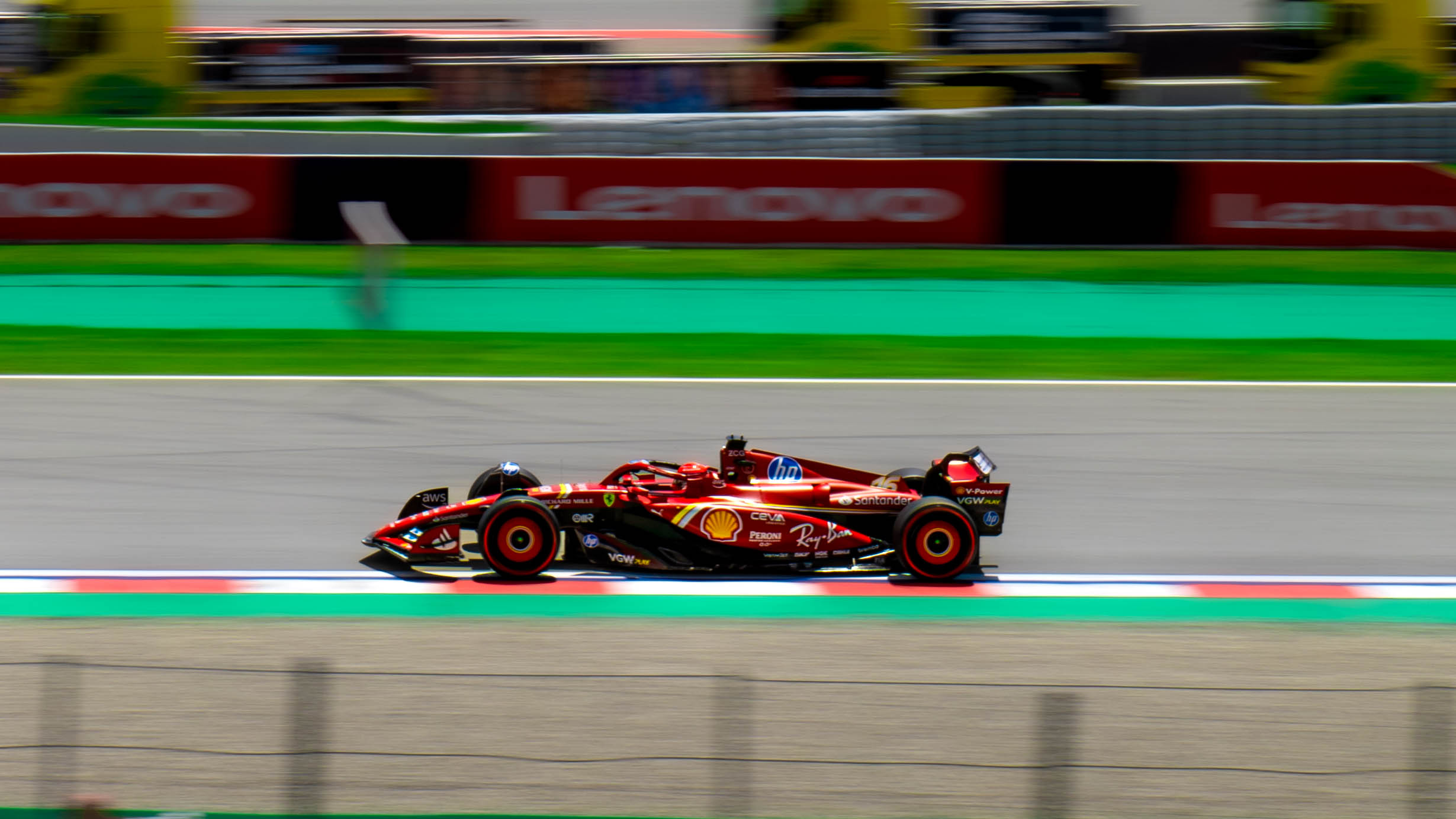 Automobile